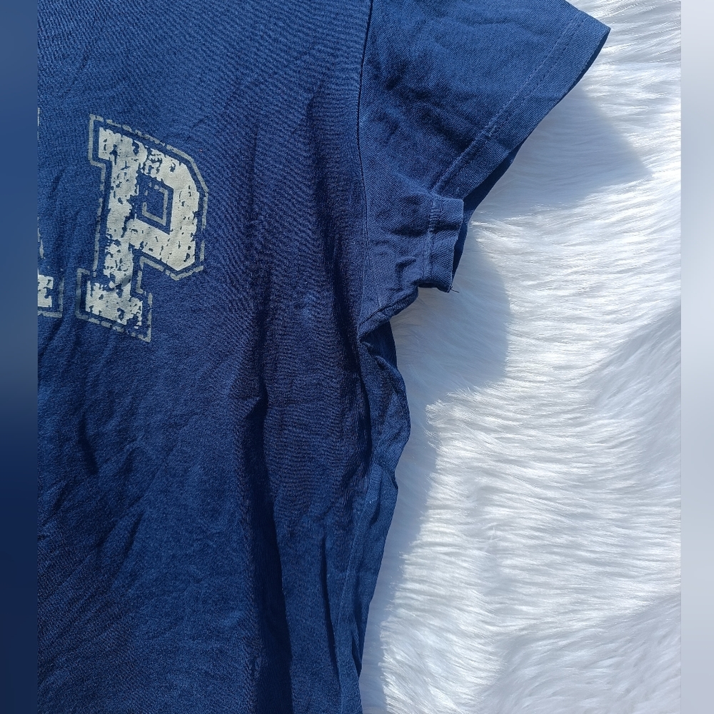 Gap Tee - Picture 3 of 5